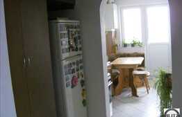 3 camere la 5 minute de Policlinica Interservisan, cu boxa la subsol si parcare