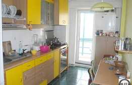 De vanzare 3 camere, decomandat, 79 mp la cateva minute de Billa