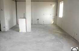 Apartament cu 3 camere, decomandat, 76 mp, Floresti, parcare subterana inclusa