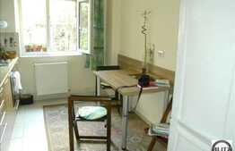 Vanzare 3 camere decomandate in zona strazii Aurel Vlaicu!