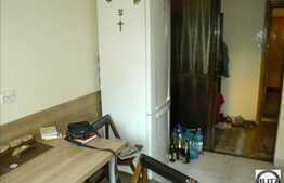 Vanzare 3 camere decomandate in zona strazii Aurel Vlaicu!