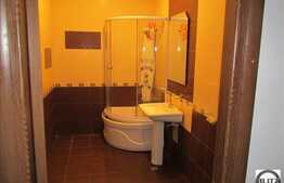 De vanzare 1 camera, 38 mp utili, decomandat, zona Porii! Loc de parcare!