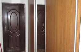 De vanzare 1 camera, 38 mp utili, decomandat, zona Porii! Loc de parcare!