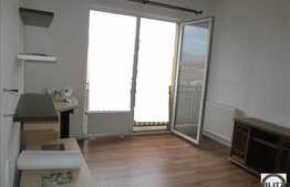 De vanzare 1 camera, 38 mp utili, decomandat, zona Porii! Loc de parcare!