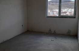 3 camere,2 bai 66 mp, semifinisat, zona strazii Teilor!