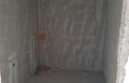 3 camere,2 bai 66 mp, semifinisat, zona strazii Teilor!