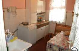 Apartament 3 camere, semidecomandat, 60 mp utili, zona Salii Sporturilor