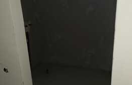 Apartament 3 camere, 68 mp, posibilitate garaj, zona Terra