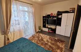 Apartament modern de LUX, 3 camere, 2 băi, garaj cu 2 parcări subterane, alarmă