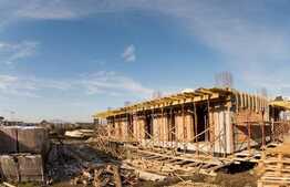 2 camere, 57.15 mp utili, 11.80 mp balcon, zona Coresi!