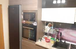 Apartament 3 camere, 70 mp, decomandat, parcare, zona Astra