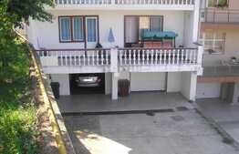 Apartament 3 camere decomandat, 180 mp, Gruia