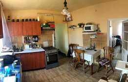 De vanzare casa cu 2 camere, 100 mp, Brasov