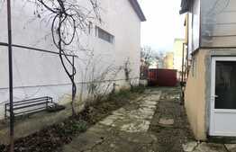 De vanzare casa cu 2 camere, 100 mp, Brasov