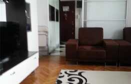 Apartament 3 camere, 71 mp, zona Podul Calvaria