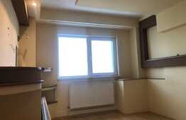 Apartament 3 camere, decomandat, 90 mp, zona Calea Bucuresti 