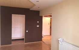 Apartament 3 camere, decomandat, 90 mp, zona Calea Bucuresti 