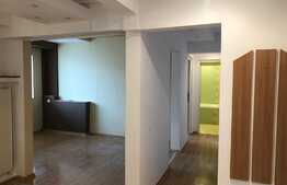 Apartament 3 camere, decomandat, 90 mp, zona Calea Bucuresti 