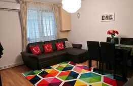 Apartament 3 camere, decomandat, 56 de mp, loc de parcare, zona Campului