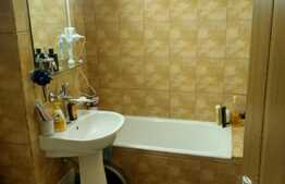 Apartament 4 camere decomandat, Mehedinti, Manastur