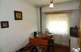 De vanzare apartament cu 4 camere, partial mobilat, zona FSEGA