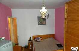 De vanzare apartament cu 4 camere, partial mobilat, zona FSEGA