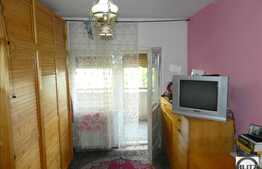 De vanzare apartament cu 4 camere, partial mobilat, zona FSEGA