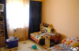 Vanzare apartament 4 camere, decomandat, renovat