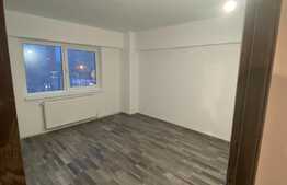 Apartament 4 camere, 90 mp, parcare, zona Răcădău