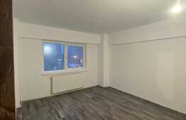 Apartament 4 camere, 90 mp, parcare, zona Răcădău