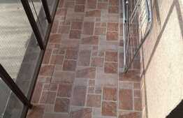 Apartament modern, 2 camere, decomandat, parcare! Zona strazii Stejarului!