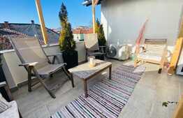 Casa de 150 mp, curte 150 mp, garaj, zona strazii Nicolae Titulescu