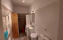 Apartament modern, 2 camere, 52 mp, parcare, zona Teilor