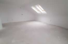 Apartament 3-4 camere, 2 bai, balcon de 15 mp, incalzire in pardoseala, loc pentru boxa, pereti zugraviti, zona Tauti