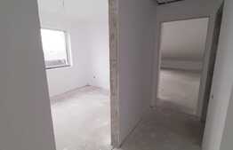 Apartament 3-4 camere, 2 bai, balcon de 15 mp, incalzire in pardoseala, loc pentru boxa, pereti zugraviti, zona Tauti