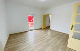 Casa individuala cu 8 camere, 250 mp utili, garaj, curte, zona strazii Traian 