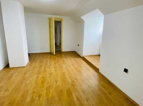Casa de închiriat 8 camere Central - 59662CI | BLITZ Cluj-Napoca | Poza11