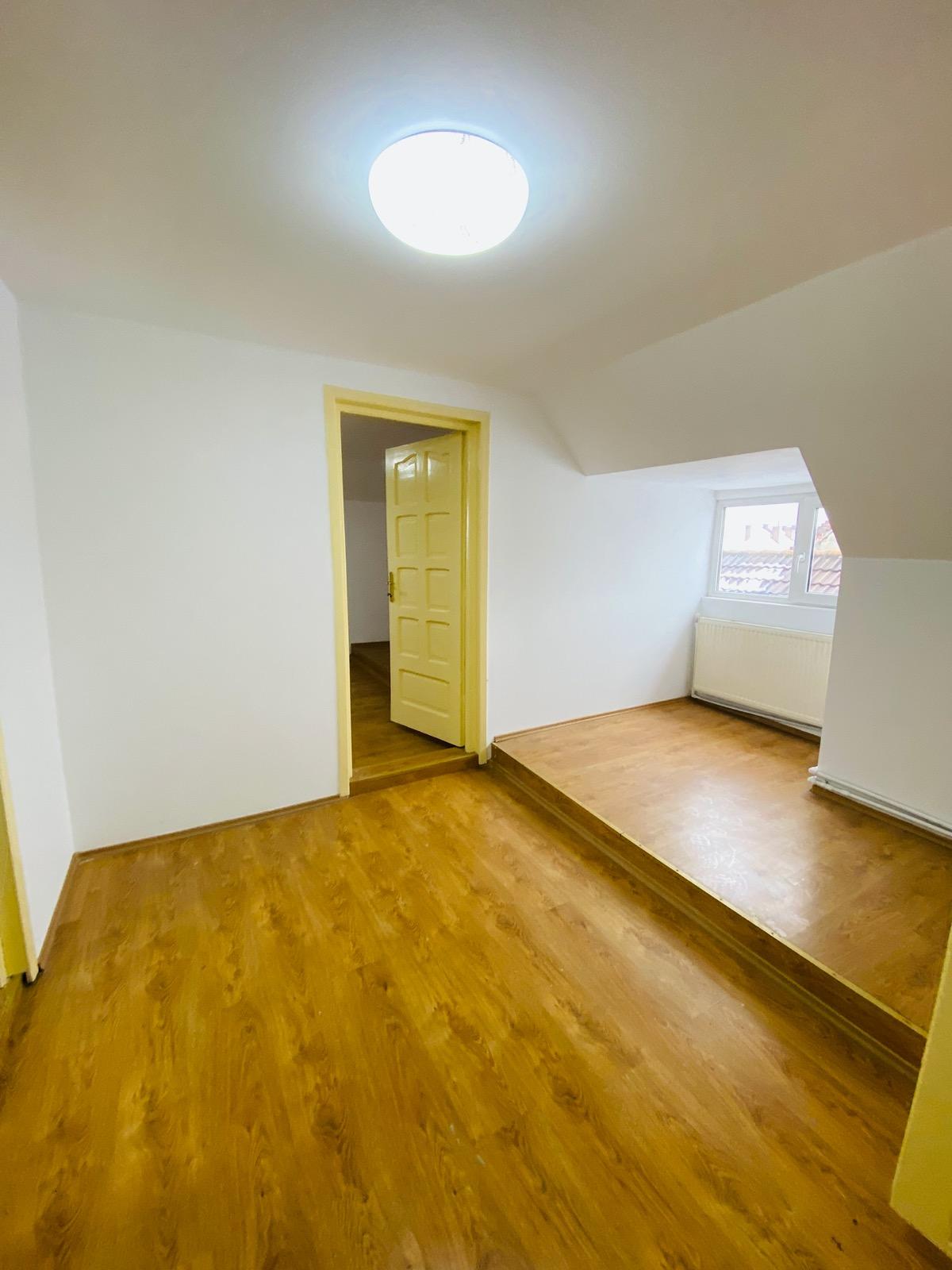 Casa de închiriat 8 camere Central - 59662CI | BLITZ Cluj-Napoca | Poza12