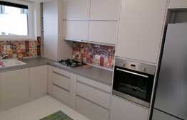 Garsoniera spatioasa si luxoasa, decomandata, zona Sanpetru