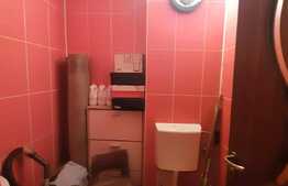 Apartament 3 camere, 65 mp, finisat, mobilat, boxa, zona McDonald's