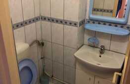 Apartament 4 camere, decomandat, etaj intermediar, zona Grigore Alexandrescu