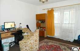 Vanzare 1 camera, 36 mp, 7 mp balcon cu boxa pentru depozitare