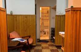 3 camere, semidecomandat, 70mp, balcon zona strazii Vaida Voievod