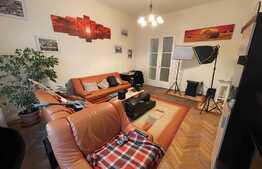 Casa individuala, 220 mp, 6 camere, in centrul orasului!