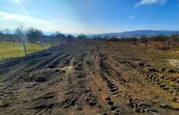 Teren intravilan 400mp,in cartierul Iris,zona Auchan