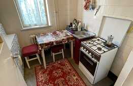 Apartament cu 2 camere decomandate, etaj intermediar!