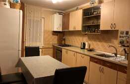 Apartament 4 camere, decomandat, finisat, etaj intermediar, zona strazii Dambovitei 