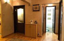 Apartament 4 camere, decomandat, finisat, etaj intermediar, zona strazii Dambovitei 