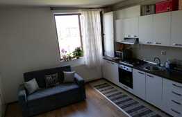 Apartament 2 camere, etaj intermediar, parcare, zona strazii Eroilor!