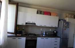 Apartament 2 camere, etaj intermediar, parcare, zona strazii Eroilor!